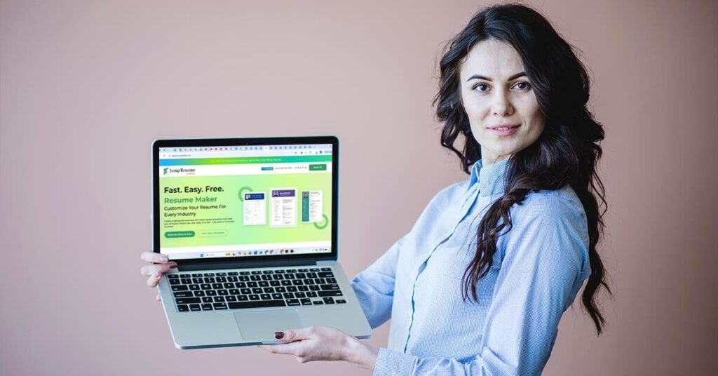 Using Templates and the Jump Resume Builder Tool the Smart Way